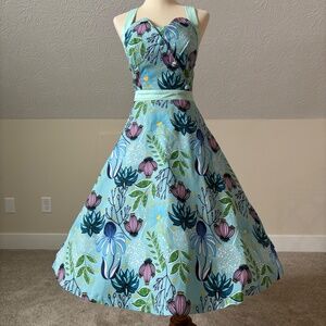 NWT! Lindy Bop Myrtle Dress in Turquoise Floral XS